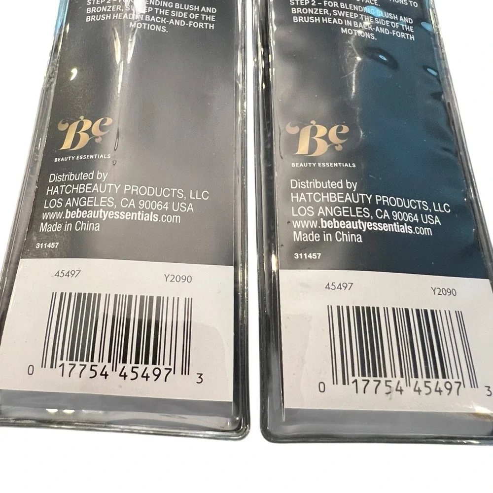 Beauty Essentials Makeup Brush 2 Pc Highlighting Brush‎ Black White NEW